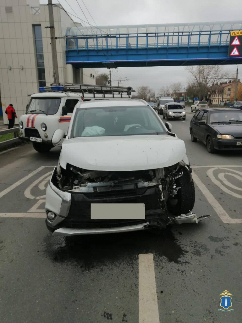 Водитель ВАЗа умер на месте: подробности ДТП на Димитровградском шоссе /  Новостной портал Ульяновска / 73online.ru